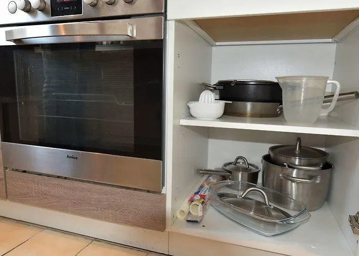 克瑞斯雷克林豪森赫腾公寓 公寓 *